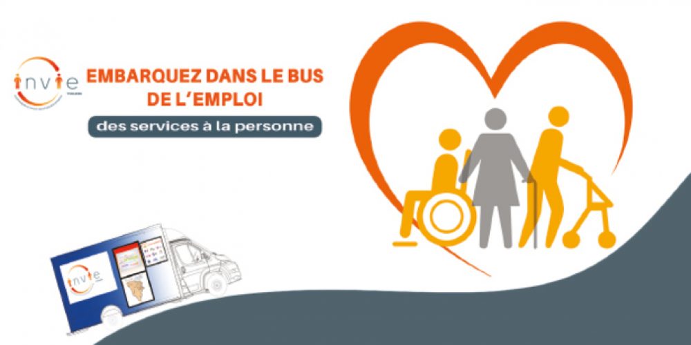 Le bus de l’emploi des services à la personne aux Mureaux ce 15 juin 2019